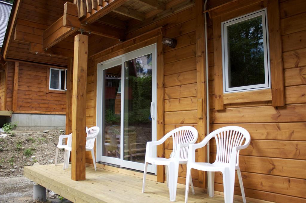 Hakubagoryu Pension&Logcottage Arumu Экстерьер фото